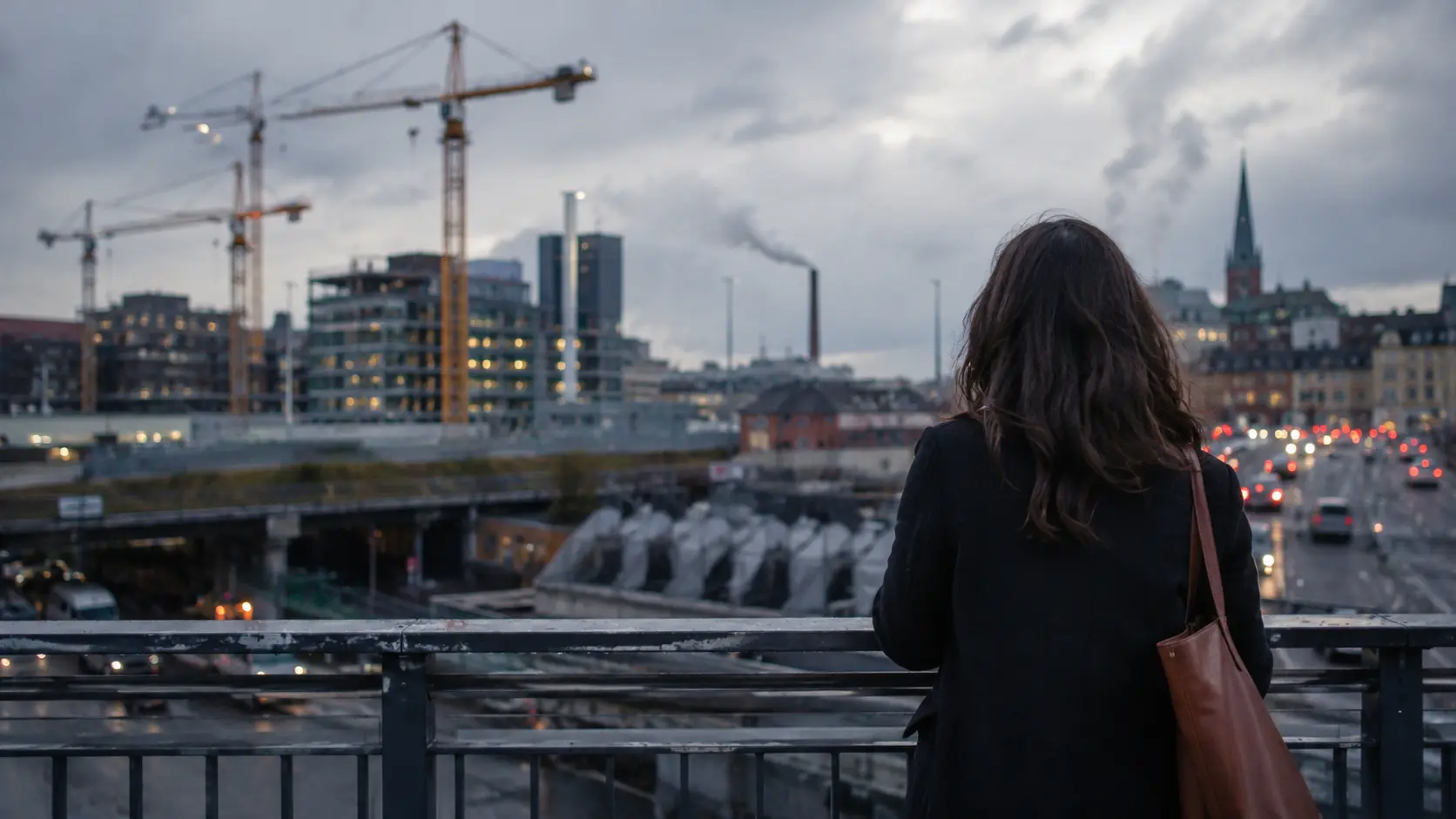 Svenskarnas framtidstro fortsätter att svikta trots ljusare industrisiffror